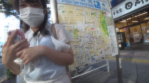 「フェラする女」貧乳ちゃん！祝初！車内で口内発射！