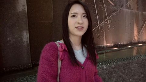 ☆モデルになりたいオナニスト☆黒髪クール美人な外見からは想像つかないオナニー狂い！初めての電マで無限イキ♪