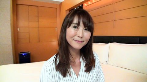 ※期間限定【個人撮影】50歳、上品熟女のド淫乱セックス。 Mっ気が暴走し、生ハメ中出し。※特典付き