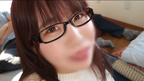 文系京美人20歳が大量ごっくんしてみたくて上京！！6本のチンポを根こそぎゴックンフェラ※レビュー特典は高画質