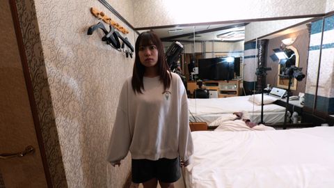 CP0264  土手高パイパン美女と大絶叫生中出しセックス
