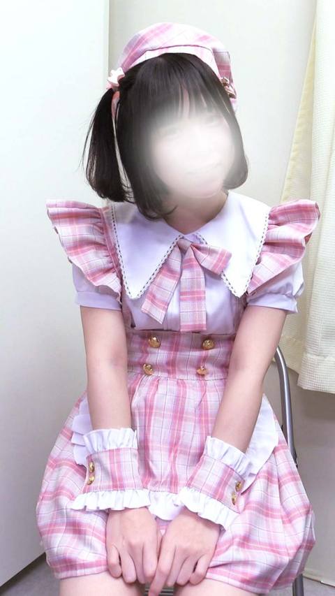嫌な顔されながらおパンツを見せてもらいたい　パワハラパンティアイドル編