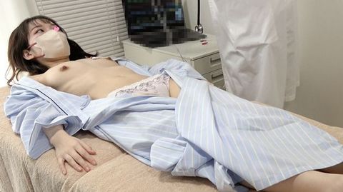 Forbidden ECG inspection of beautiful female college students [sexual harassment/internal medicine]
