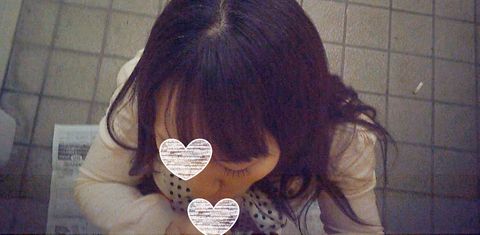 ≪援隠17≫27歳巨乳アパレル店長/公園トイレでフェラ口内発射(眼鏡型カメラ)