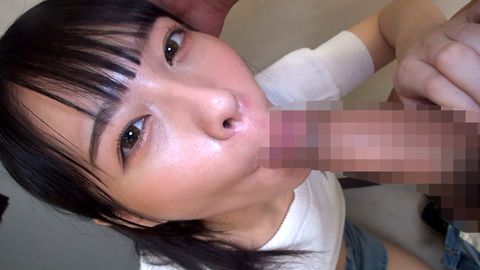 個撮)本当に可愛い！フェラチオアイドル4【Aカップ微乳＆デカベロ】可愛い顔してエグいフェラ技！極上のノーハンドフェラ【口内発射】