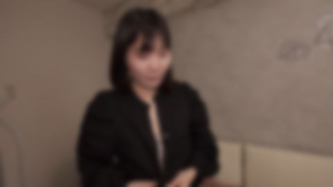 広告会社勤務の大人しいかなちゃんが、中盤から大胆にジュボジュボフェラ！3日分溜めた臭いザーメンを根こそぎ飲み干す！※無モ・レビュー特典は4K高画質版