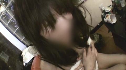【素人】スレンダーボディの清楚系OL。真面目なOLが豹変して、何度もアへ顔イキしちゃってます。