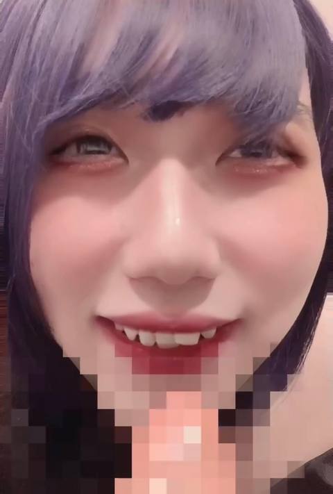 【野外露出/喉奥フェラ】色白デカ尻美人！中年男達のチ〇カスお掃除喉奥フェラにアパート露出徘徊で容姿端麗で汚れを知らない*を我々好みに躾けた映像を公開する。