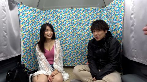 友達同士で禁断のエッチに挑戦！脱いだらエロボディの美乳と美尻のさとみちゃん(21)おっとり清純美女だけどエッチは大好き騎乗位で自ら激しく腰振りしてしまう淫乱痴女！