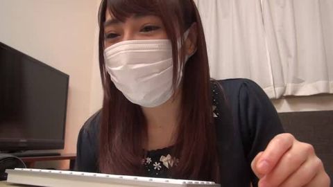 ※衝撃動画注意！Eカップの人妻が中出し間でするチャット動画が…♥