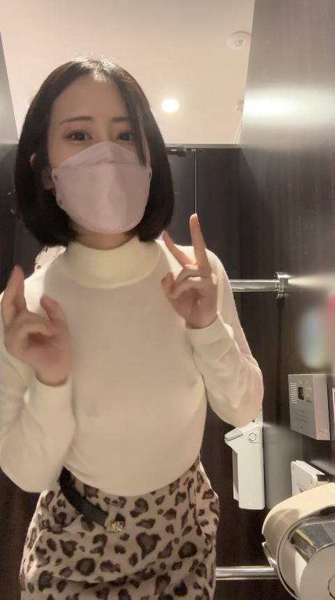 顔にザーメン****たら目開いたまま笑顔だったから、興奮してその後すぐに中出ししてやった動画。＋ノーブラ.リモコンバイブデート＋ランチでプチ露出