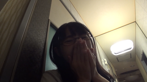 ちょっとオタクでよく笑ってHなお願いも聞いてくれる眼鏡黒髪さん!性格よしこちゃんが一番!