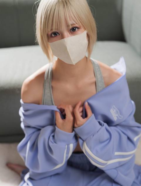 あさみちゃん18歳陸上●主将に生ハメ中出し