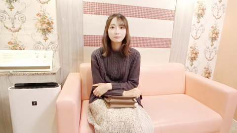 大人しい雰囲気のA大文学部20歳。恥じらってる姿が可愛すぎる美人JDに大量中出し。 ※原版特典付き
