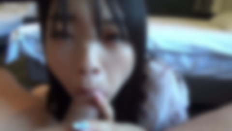 1年振りにエッチしちゃう天真爛漫ちゃん。とっても恥ずかしがる姿にオジサンチ●ポはフル勃起。1年振りの膣穴に巨根ズボズボ！狭膣の膣奥に2連続大量中出し！レビュー特典/ごっくんフェラに歓喜！