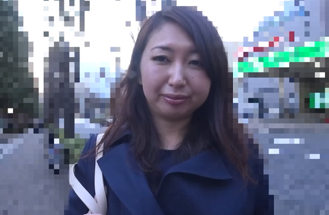 ［エリ*31歳］仕事帰りの人妻OLを突撃ナンパで即ハメチャレンジ！！