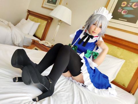 この孕みたがってる女特有のイキっぷり……プライスレス。個人的好みでニーハイ仕様。こんなコスプレを受け入れてしまった時点で無責任中出しされても文句言えません。