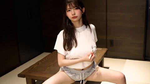 机の角に座ってたらムラムラしてきて最後までしちゃった...//