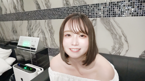 独占欲が強い彼氏がいるM大心理学部21歳。モチモチ色白美肌美女の締め付けの良い膣に汗だく大量中出し。
