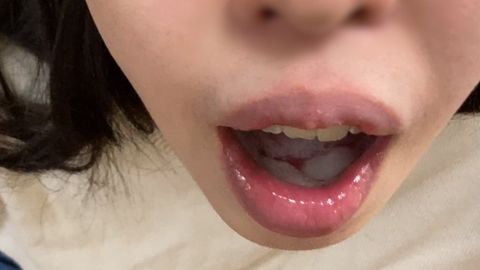 【個撮】黒髪清楚系JD20歳が玄関でひざまずいてのネットリ即尺とべっちょりアナル舐めと大量精*ガブ飲みごっくん【完全顔出し】