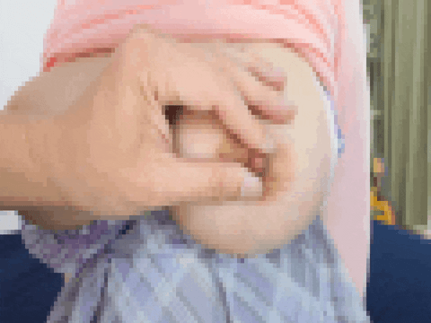 490円:個撮）ホルスタイン級◎超乳のIcup人妻「あ、旦那さんごめんw」圧巻のパイズリ.躍動する暴./*おっぱいで他人棒シゴく【A5ランク】ぽっちゃりな人見知りでもすっごい貪欲♥