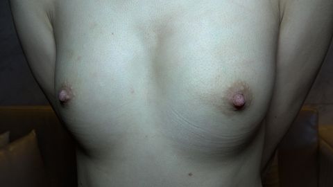 ★特典で無修正と膣内カメラ ♀105 おじさんの大好物スレンダーできれいなお肌のおなごにたっぷり中だし♡かるぴすの原液くらい出たね♡