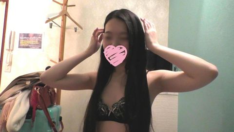 21才J.D素人が気持ちいい手繋ぎフェラ。気持ちも乗って柔らかく温かいお口に大量発射。【射精カウントダウン付】