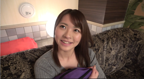 大きいちんこが大好きでちんこ漁りをする激カワ20歳の**大生と個撮/無